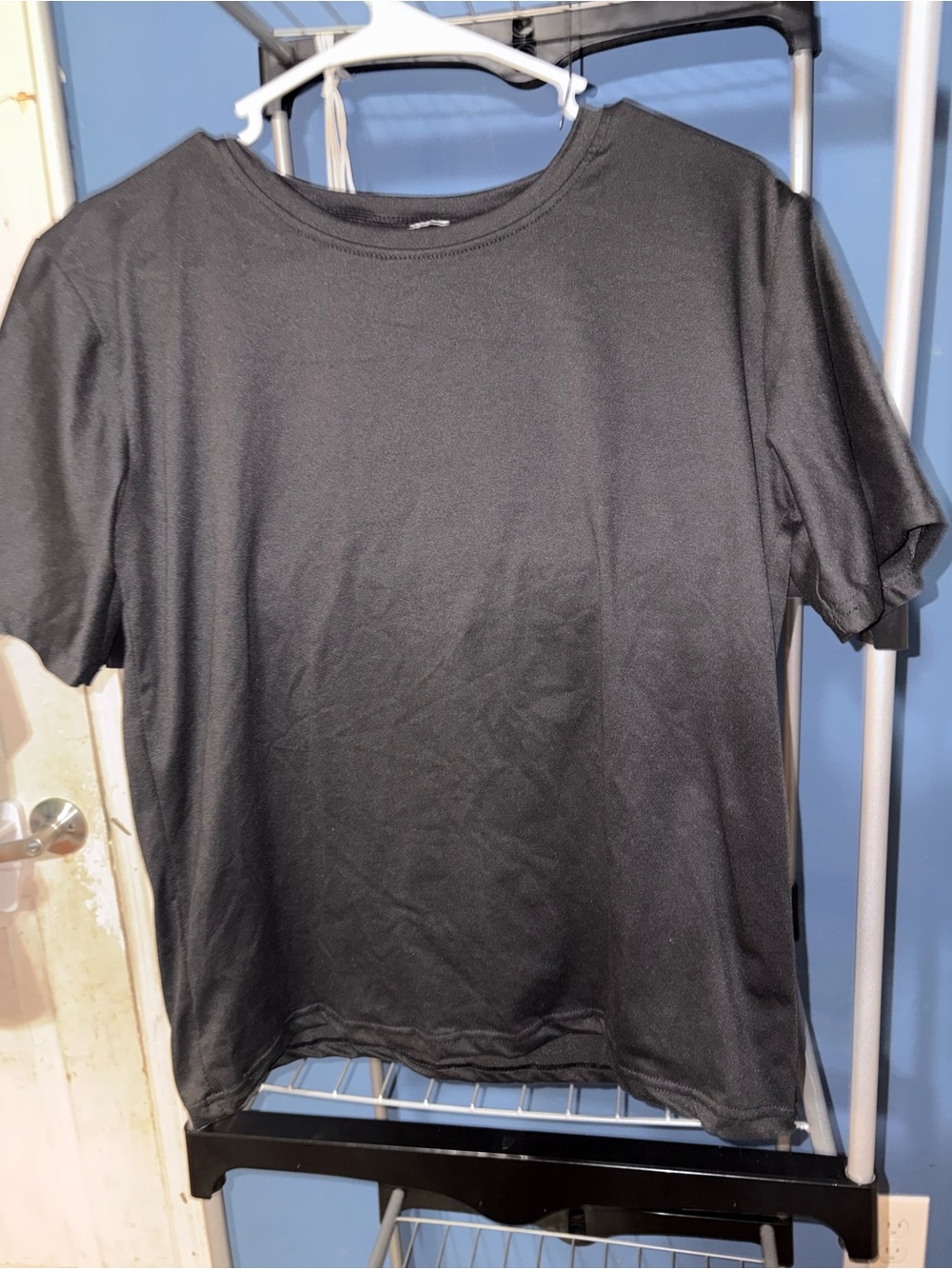 Black tee shirt for women